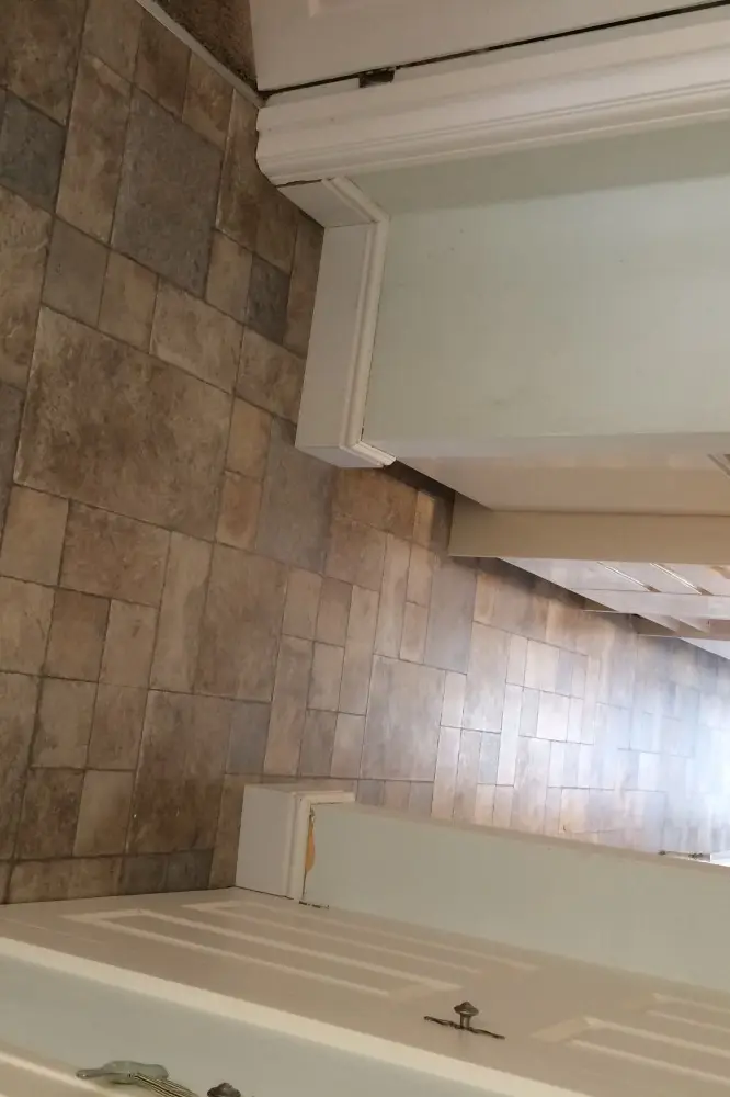 Laminate flooring installation